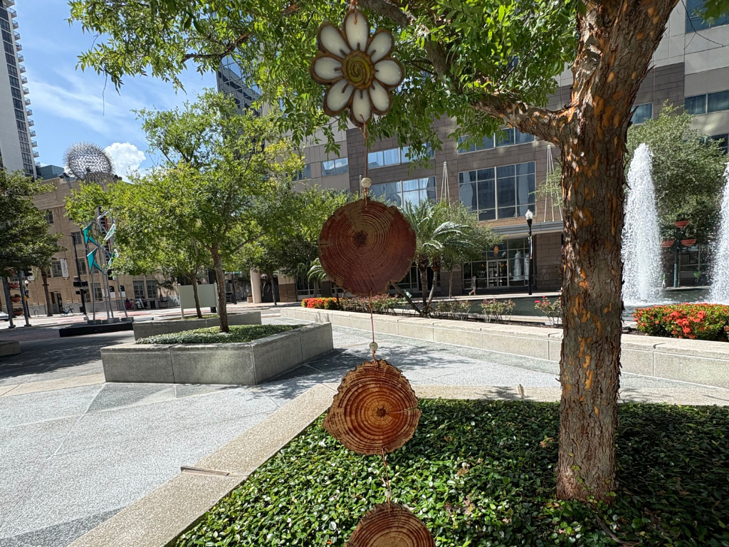 Daisy Suncatcher Chain